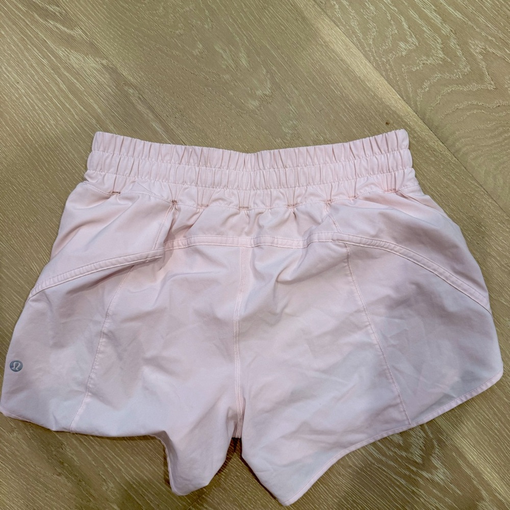 Lululemon Track That Mid Rise Lined 5” short, size 10, Strawberry Milkshake